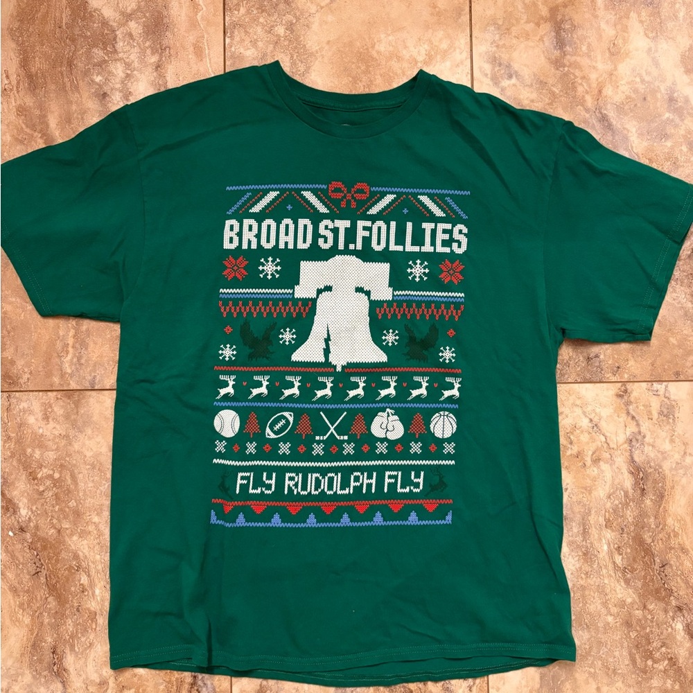 Philadelphia Broad Street Follies Christmas T-Shirt by Fan Favorite Unisex XL